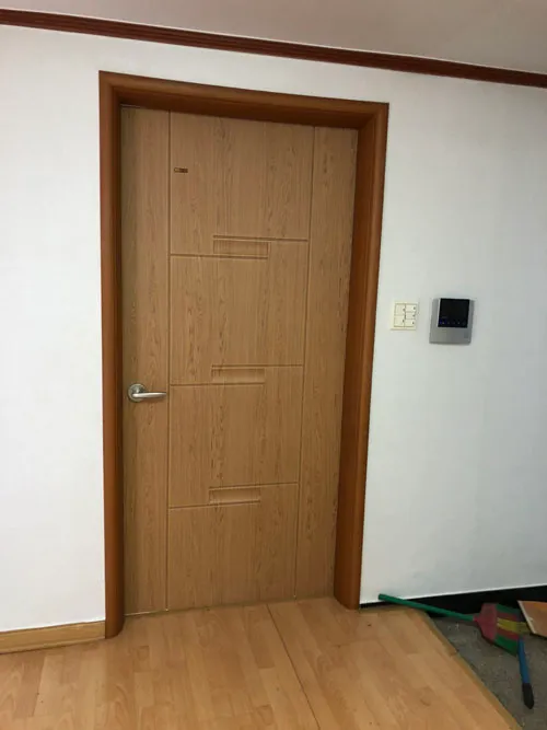 [의정부문짝] 의정부 장암동 아파트 문짝 교체하였습니다.