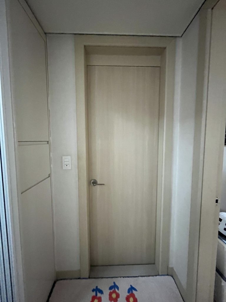 [문짝교체] 남양주시 별내동 아파트 화장실문짝 교체하였습니다.