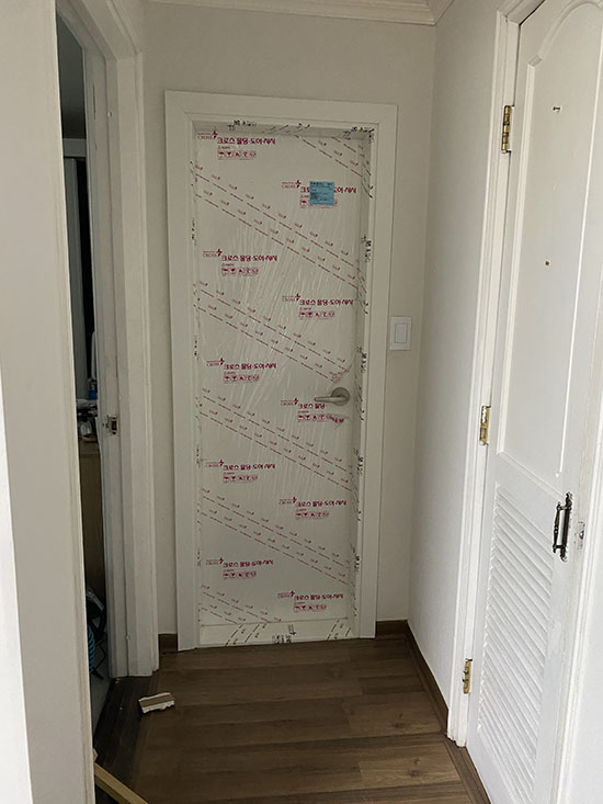 [노원구문짝] 노원구 아파트 화장실 문틀 문짝 교체하였습니다